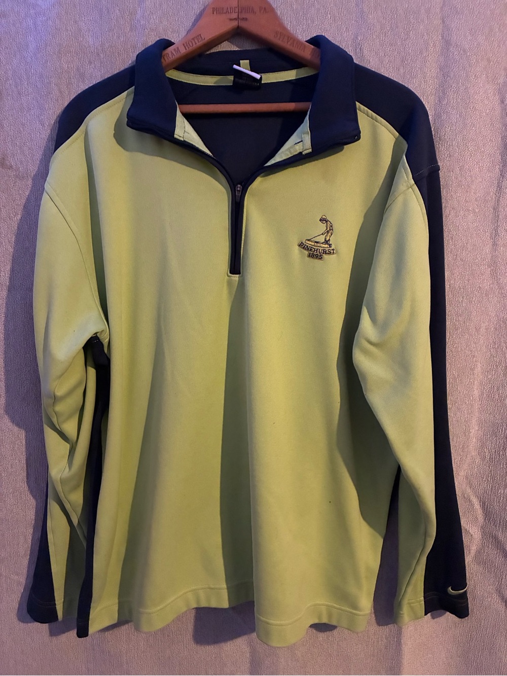 Nike pinehurst gold jacket size L